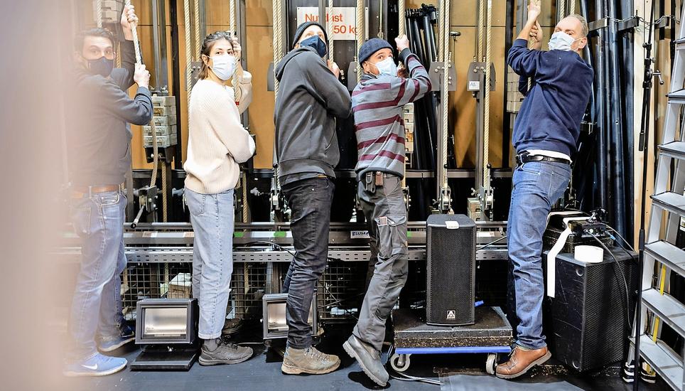 The show must go on: Proben im Theater Neumarkt in Zürich. Bild: Key