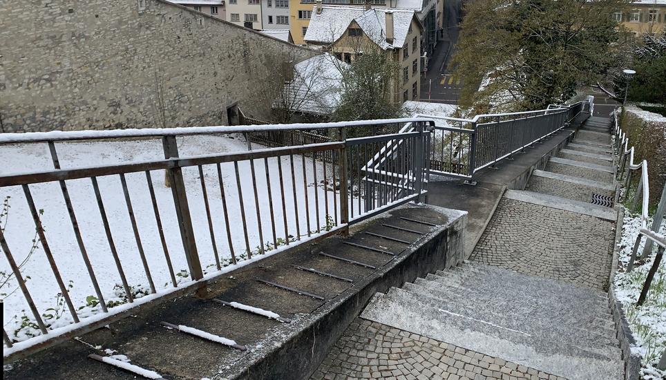 Bei der eisigen Kälte fällt die morgentliche Joggingrunde wohl etwas schwerer. Bild: Dario Muffler