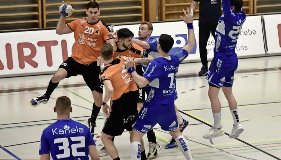 Die Kadetten tun sich meist schwer gegen den HC Kriens-Luzern, hier Luka Maros in der letzten Saison. Bild: HCS