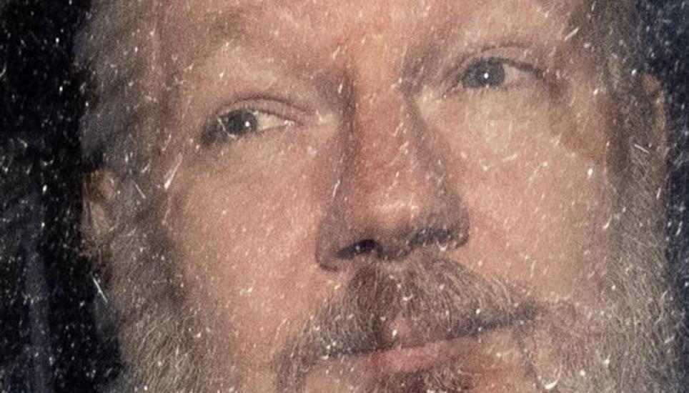 Julian Assange nach seiner Verhaftung in London (11. April 2019). Bild: Key