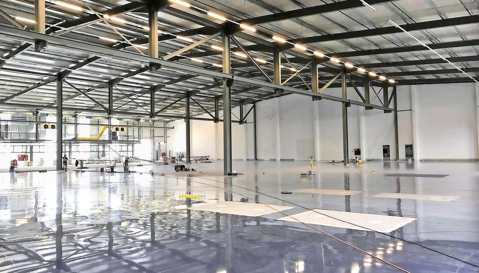 In dieser Halle in Beringen wird die Pronatec AG künftig Kakaobohnen zu Masse, Pulver und Butter verarbeiten. Bilder: zVg