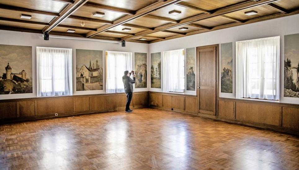 Der Wolfsaal im Restaurant Gemeindehaus in Beringen zeigt Sehenswürdigkeiten aus der Schweiz, vor allem aber aus der Region Schaffhausen.