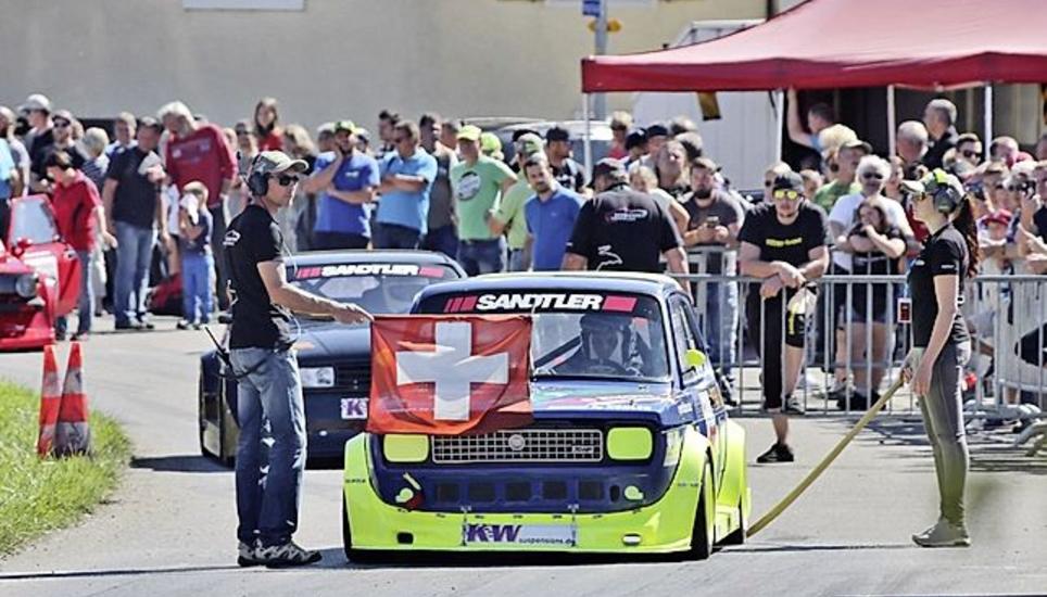 Alle hoffen darauf, dass in Oberhallau wieder die Motoren röhren. Bild: PD