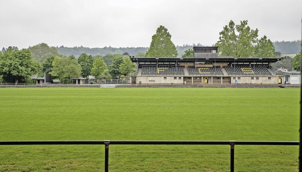 Das Stadion Breite müsste aufgehübscht werden, sollen die Profis wieder zurückkommen. Bild: Roberta Fele