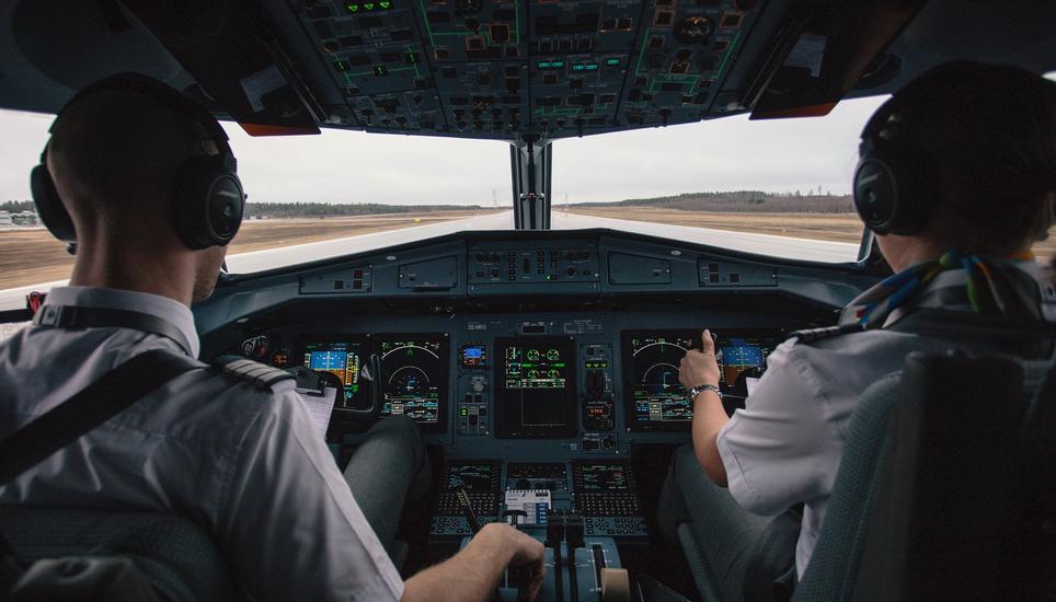 Unter anderem will die Swiss 120 Stellen beim Cockpit-Personal streichen. Symbolbild: Pixabay