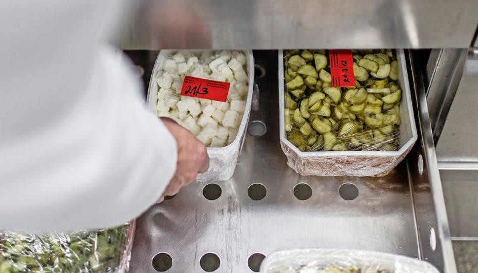 Verbraucherschutz: Die Kontrollen von Lebensmittelkontrolleuren erfolgen ohne Ankündigung. Bild: Key