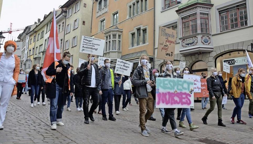 Der «Walk of Care» setzte ein Zeichen für bessere Arbeitsbedingungen. Bild: Julia Vetter