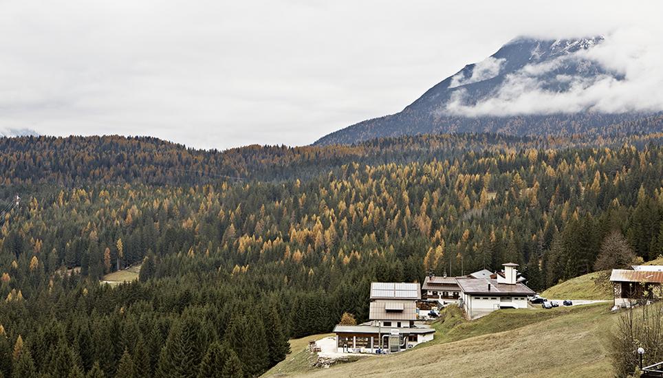 Brillenmanufaktur in den Dolomiten, Italien