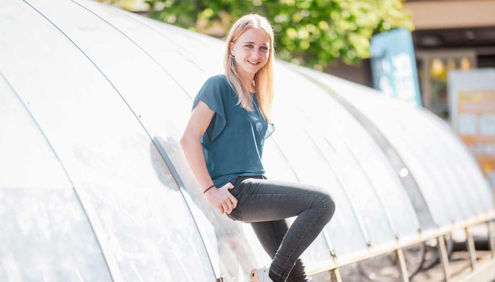Entspannt vor ihrem ersten grossen Wettkampf: Fabienne Vonlanthen. Bild: Melanie Duchene