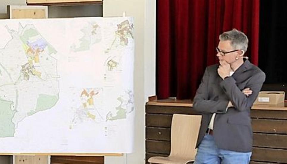 Matthias Stutz (l.) und Gilbert Mäder führten durch den Abend. Bild: Romü