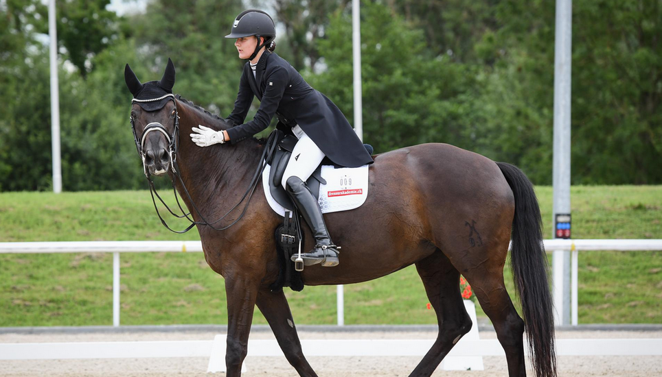 Milena Sulzer wurde für die Nachwuchs-EM im Dressurreiten nominiert. Bild: zVg