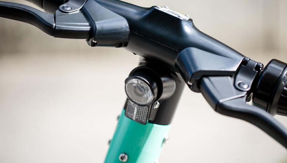 Der Scooter-Fahrer wurde bei dem Unfall verletzt. Symbolbild: Pixabay