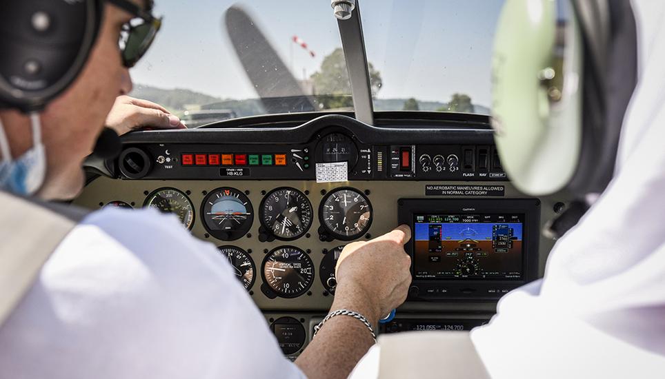 Wenn der Luftdruck stimmt, hebt das Flugzeug ab.