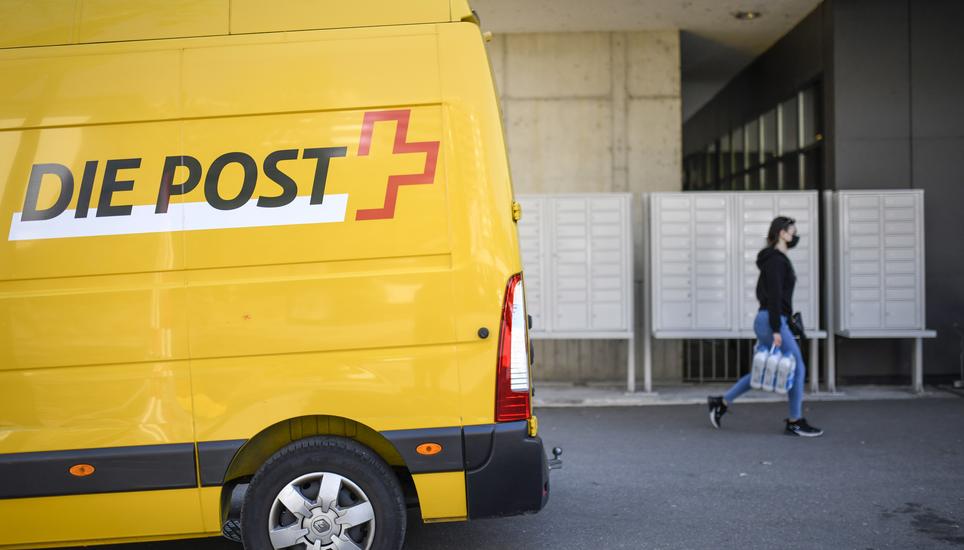 Ab 6. März organisiert die Post die Zustelltouren in der Region Andefingen neu. Pakete sollen dadurch schneller ankommen. Bild: Melanie Duchene
