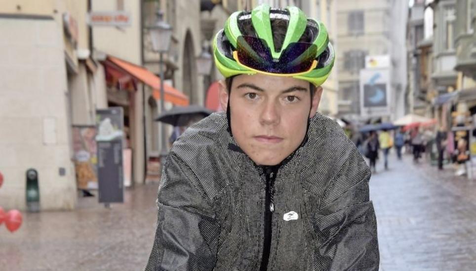Wanja Russenberger hat viel vor: Auch bei Regen wird aufs Rad gestiegen. Bild: dfk