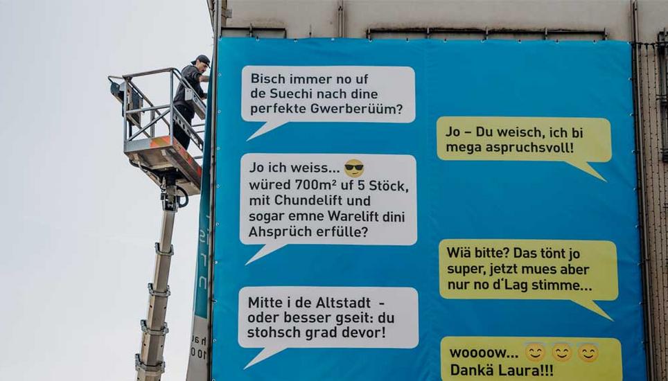 Die Blache wurde am Donnerstagnachmittag entfernt. Bild: Roberta Fele