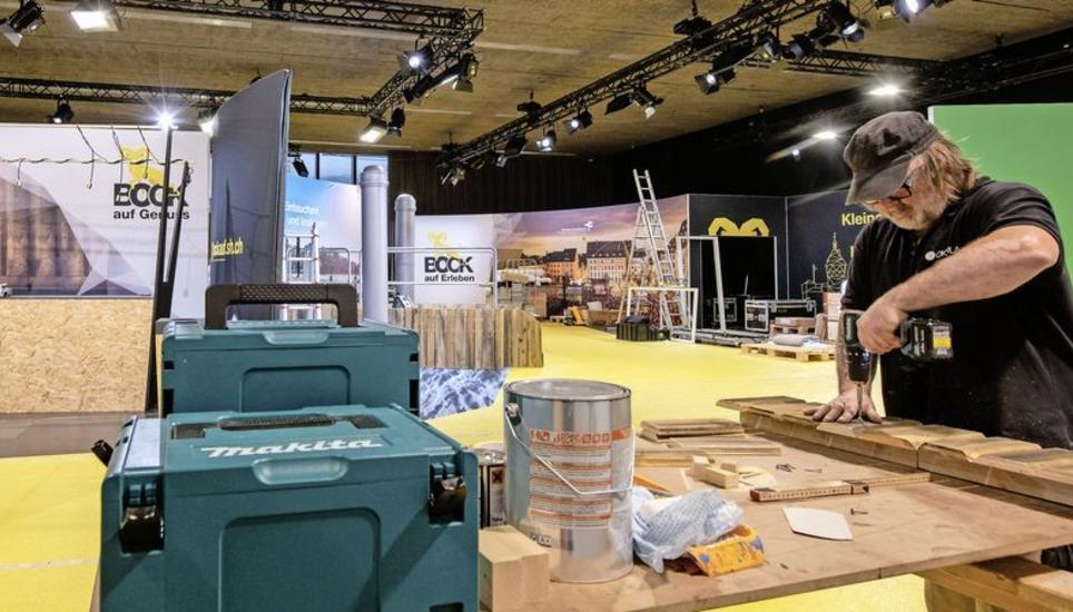 Für die Sonderschau des Gastkantons Schaffhausen in der Halle 9 galt es zahlreiche Stände und Wände aufzubauen. Bilder: Daniel Thüler