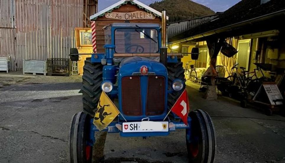 Dieser Traktor hat nun über 8'000 Kilometer mehr auf dem Buckel.