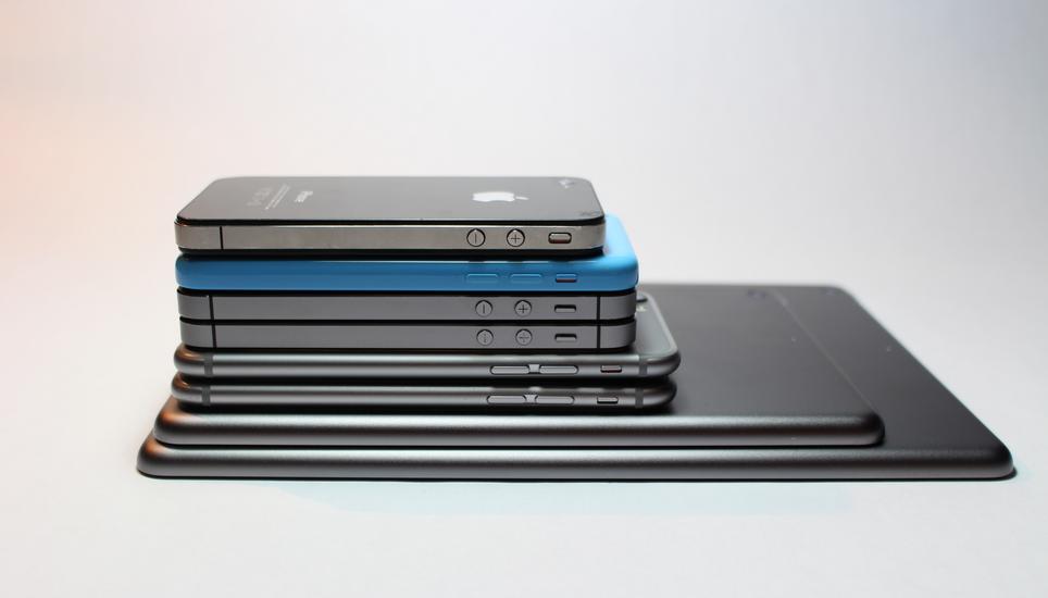 Zu Schwierigkeiten kommt es unter anderem auch bei der Beschaffung von Mikrochips für Mobiltelefone. Bild: Pexels
