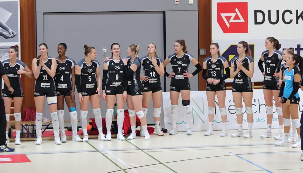 Leider nicht viel zu holen für die Damen des VC Kanti bei Viteos NUC. Bild: zvg/VC Kanti Impressionen FB