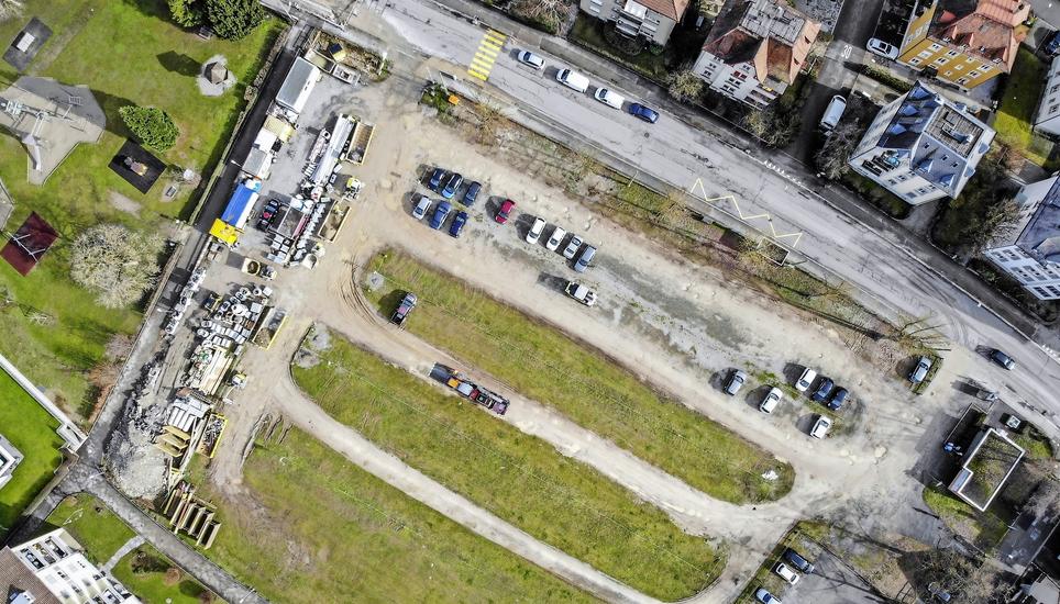 In Neuhausen wird um die Zukunft der Burgunwiese gerungen. Bild: Melanie Duchene