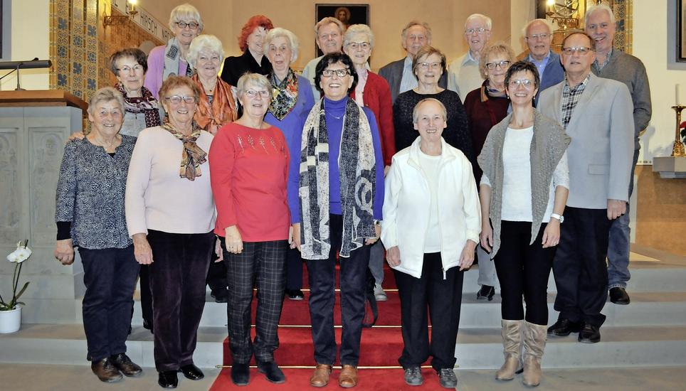 Ein Bild aus glücklicheren Tagen: Der Steiner Cäcilienchor im Jahr 2018, also vor Beginn der Coronapandemie, in der Herz-Jesu-Kirche Stein am Rhein. Zweite Reihe rechts Dirigent Georg Erich Gagesch. Bild: zVg
