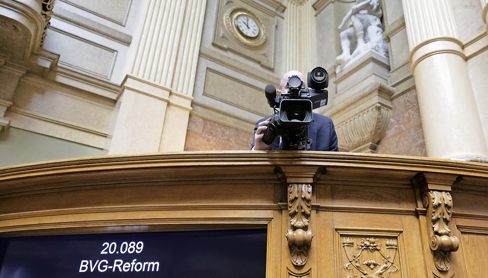 Martina Munz schreibt über die Finanzpolitik im Parlament.