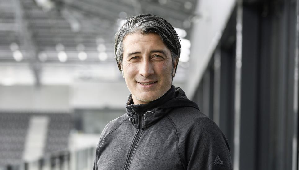 Murat Yakin an seiner alten Wirkungsstätte. Bild: Key