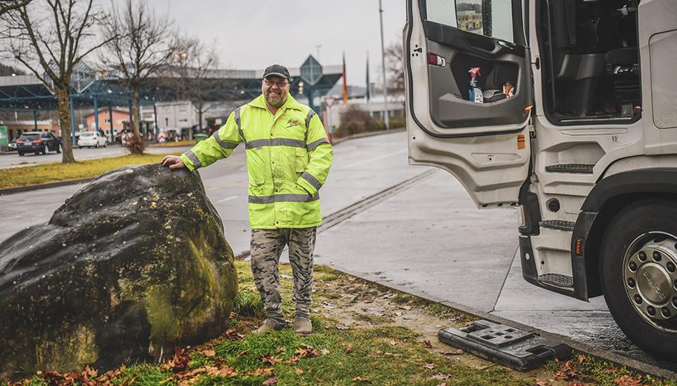 Viele nehmen den weihnachtlichen Aufenthalt an der Grenze mit Gelassenheit. Bild: Melanie Duchene
