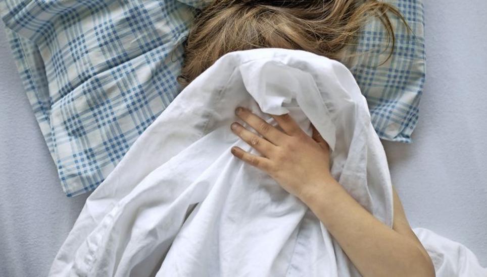 Die grosse Nachfrage nach psychiatrischer Betreuung für Kinder und Jugendliche führt zu Wartezeiten in den zuständigen Kliniken. Bild: Key