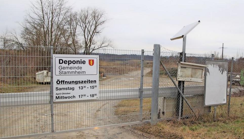 Aufgrund des bestehenden Rekurses bleibt die Ablieferung von Grüngut in der Sammelstelle in Unterstammheim (hier im Bild) vorerst weiterhin kostenlos. Bild: Roland Müller