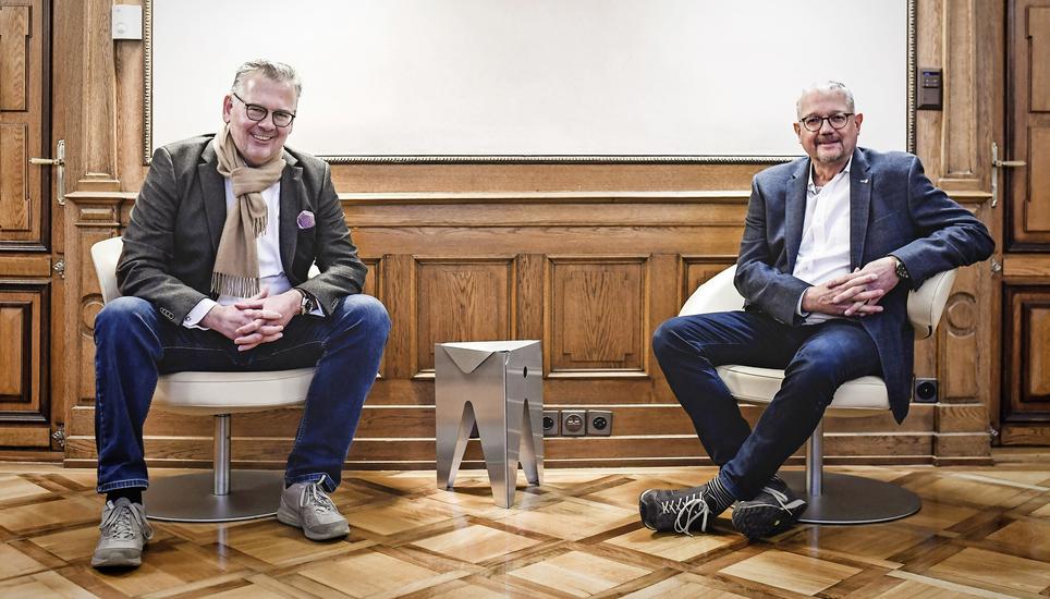 Wenn es um die Energiewende geht, ziehen Thomas Fischer (links) von der EKS AG und Hagen Pöhnert von SH Power am selben Strang. Bilder: Melanie Duchene