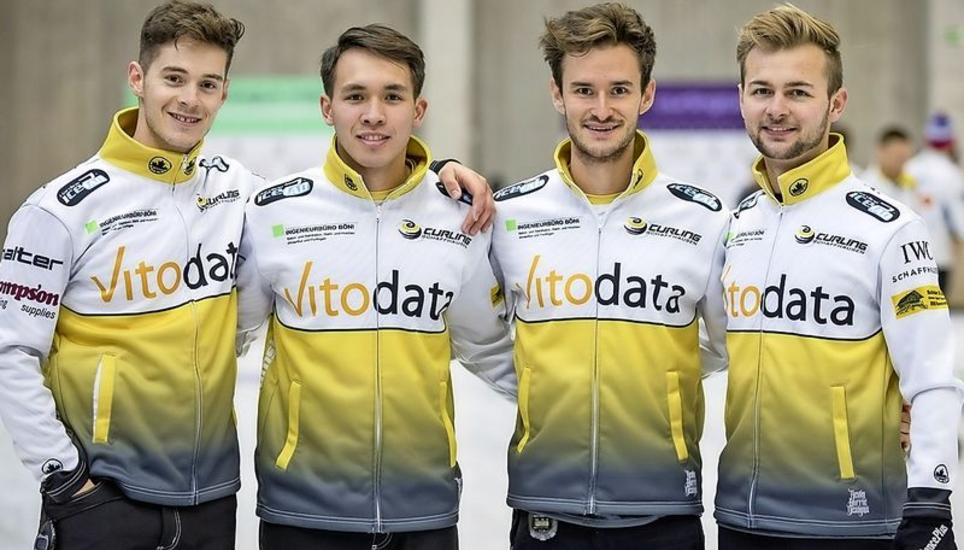 Das Team Schaffhausen Vitodata ist voller Tatendrang (v. l.): Tom Winkelhausen, Felix Eberhard, Nicola Stoll und Skip Andrin Schnider. Bild: zVg