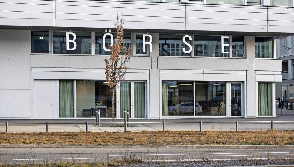 Die Schweizer Börse in Zürich erlebte ein Auf und Ab: Der SMI schloss mit einem Minus von 2,6 Prozent. Bild: Key