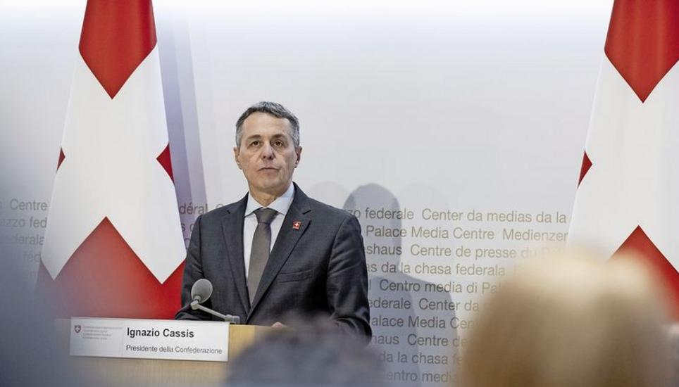 Bundespräsident Ignazio Cassis informierte über den Schweizer Sonderweg bei den Sanktionen. Bild: Key