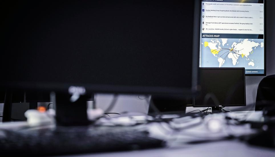 Droht im Cyberscape eine zweite Kriegsfront – und könnte dadurch auch der Westen Ziel von Cyberangriffen werden? Die SN haben dazu den singapurisch-schweizerischen Unternehmer Serguei Beloussov befragt. Bild: Key