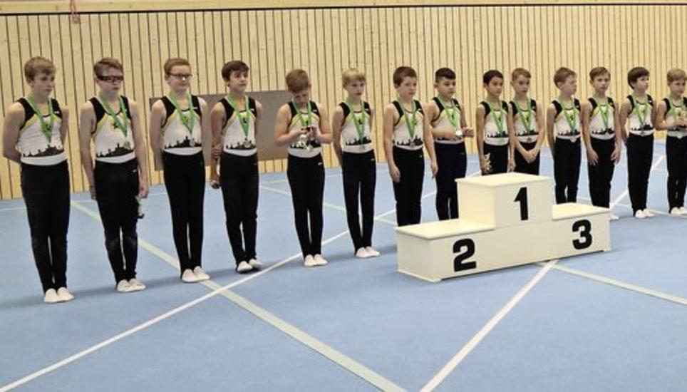 Die Schaffhauser Kunstturner (hier bei den Kantonalmeisterschaften) werden beim Jugendcup auch im Mittelpunkt stehen. Bild: zVg