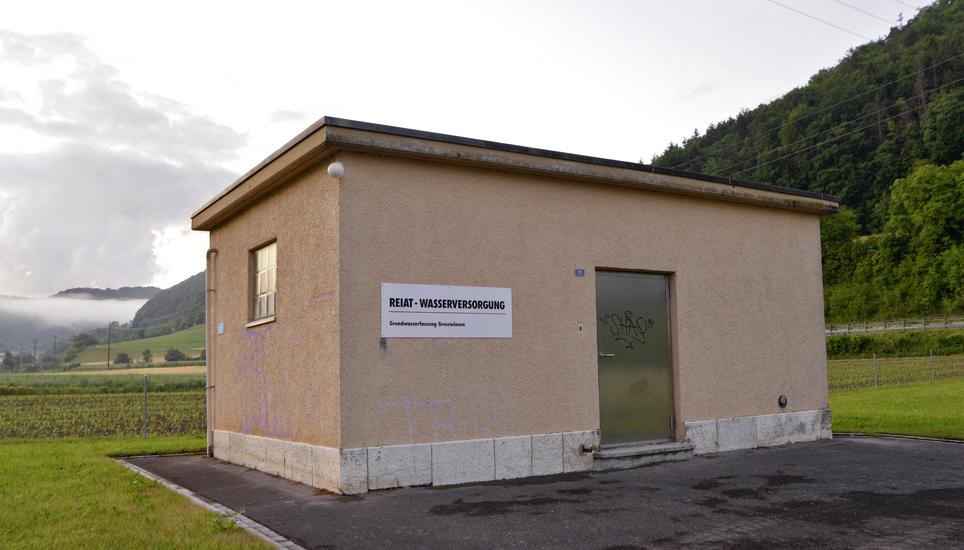 600 statt 990 Franken pro Jahr: Optimierung des Budgets soll deutlich tiefere Wasserpreise erlauben. Bild: Theo Kübler