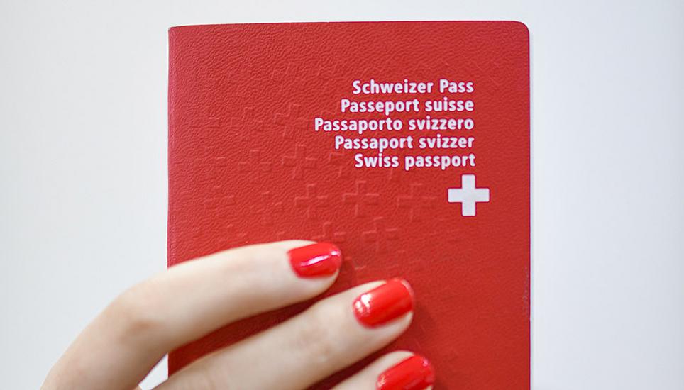 Einbürgerungseinladungen an Ausländerinnen und Auslänger: Die SP-Grossstadträtin Bea Will reichte dazu eine Kleine Anfrage beim Stadtrat ein. Bild: Melanie Duchene