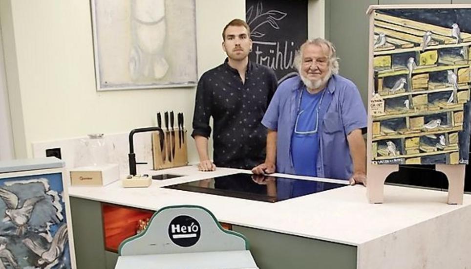 Zwei «Meister»: Thomas Menet (l.) mit Bruno Giacobbo. BILD ROMÜ