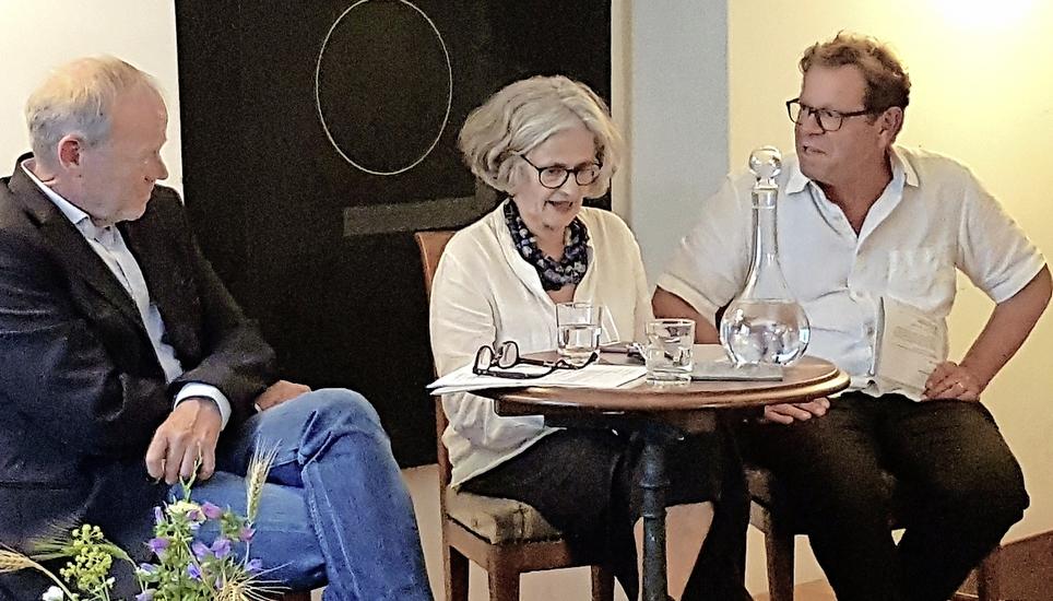 Der Abend war ähnlich spannend wie das Buch. Bild: Andreas Schiendorfer