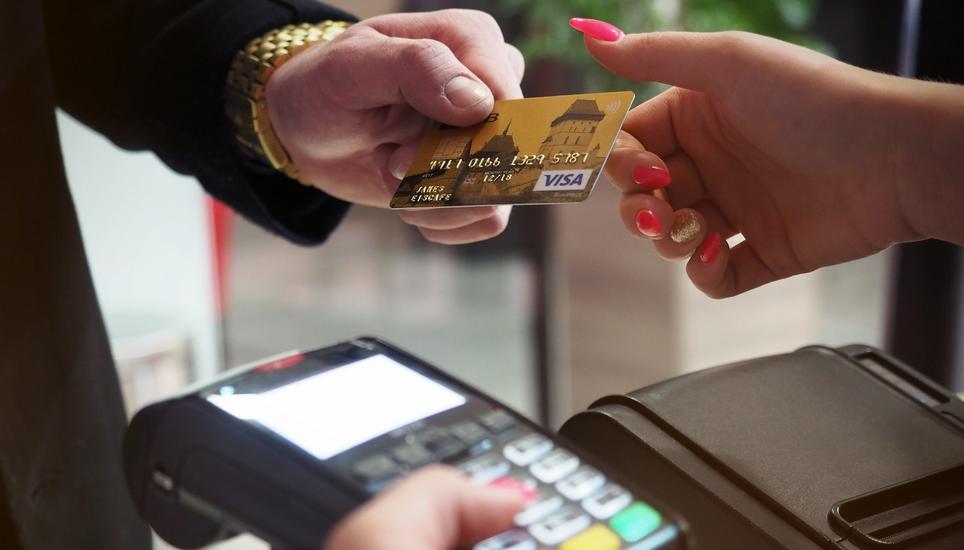 Zu sehr auf Pump zu leben ist keine gute Idee. Weder für Einzelne, noch für ganze Staaten. Gerade letztere hat die Pandemie in dieser Hinsicht arg strapaziert. Bild: Pexels