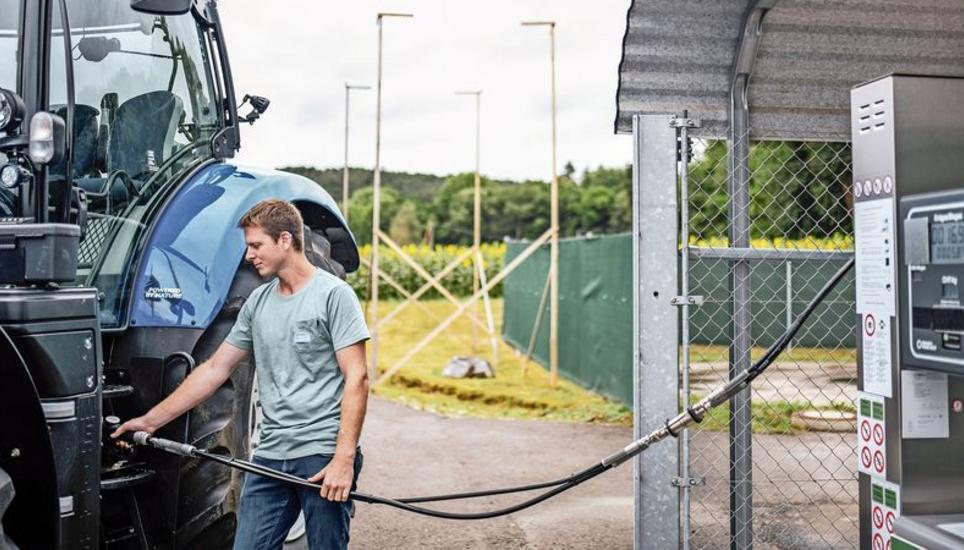 Die Biogas-Hoftankstelle wird bereits von 17 privaten Kunden genutzt. Derzeit ist das Angebot vor allem für Grossverbraucher interessant. Bilder: Melanie Duchene