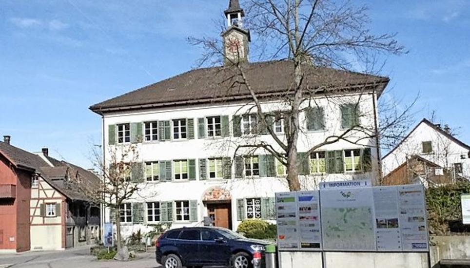 Das Gemeindehaus in Flaach. Bild: ajo