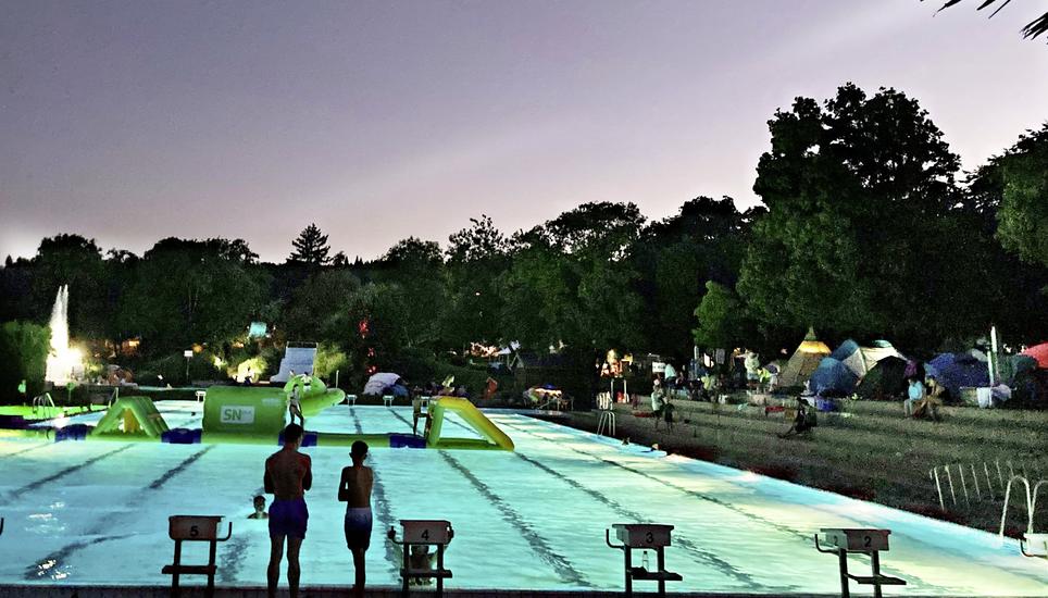 Idyllische Nachtstimmung im Zeltplatzlager auf der KSS. Bild: Indrani Das Schmid