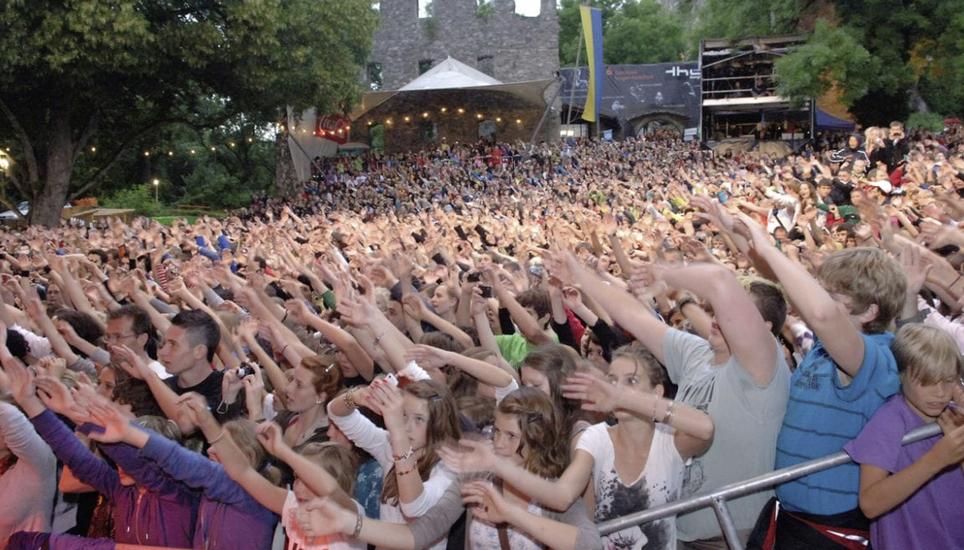 Stimmung auf dem Hohentwiel. So war es bisher an den Festivals und so soll es dieses Jahr auch wieder sein. Bild: zVg