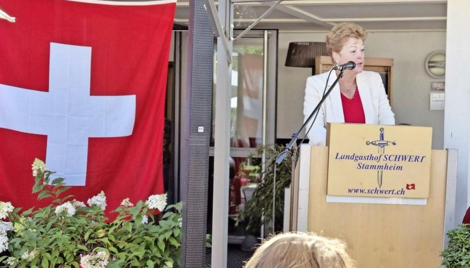 Regierungsrätin Silvia Steiner gestern Vormittag in Stammheim. Bild: Mark Liebenberg