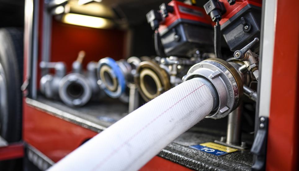 Die Feuerwehr Klettgau war mit drei Fahrzeugen im Einsatz und konnte den Brand schnell löschen. Bild: Melanie Duchene