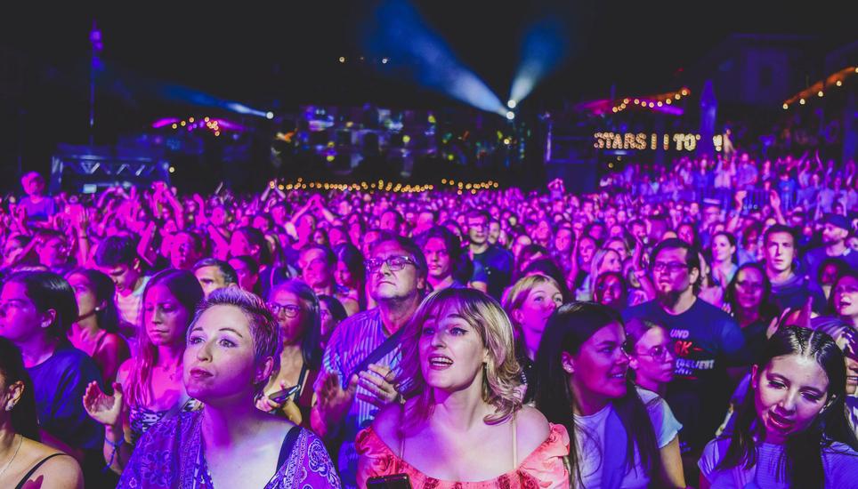 Einer warmen Sommernacht wie dieser von letztem Samstag steht nichts im Weg. Bild: Melanie Duchene