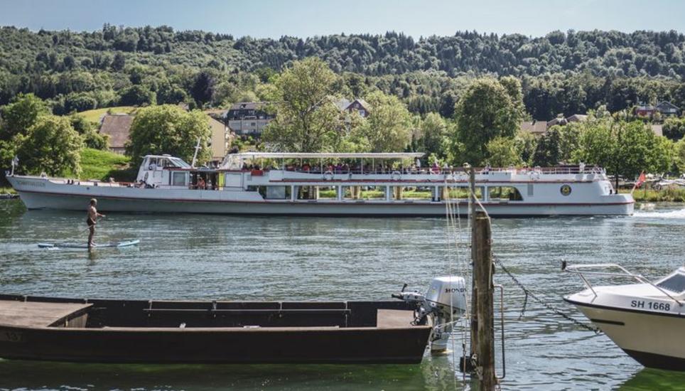 Zu heisses Wetter: Viele Gäste gingen wegen der hohen Temperaturen lieber in die Badi anstatt aufs Schiff. Bild: Melanie Duchene